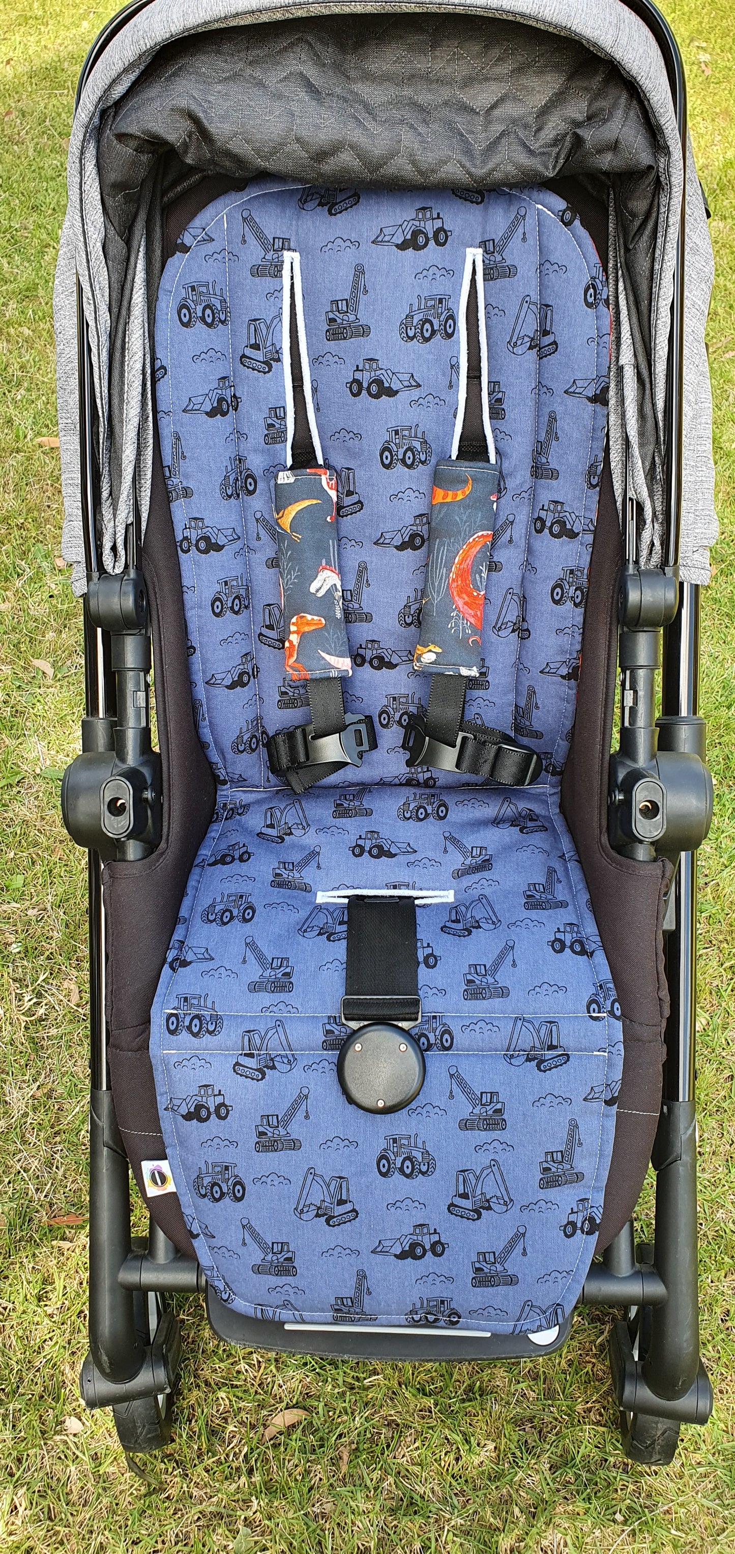 Universal Pram Liner with Dinosaurs and Trucks and Diggers